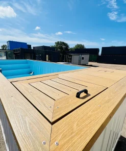 White Cube Container Pool