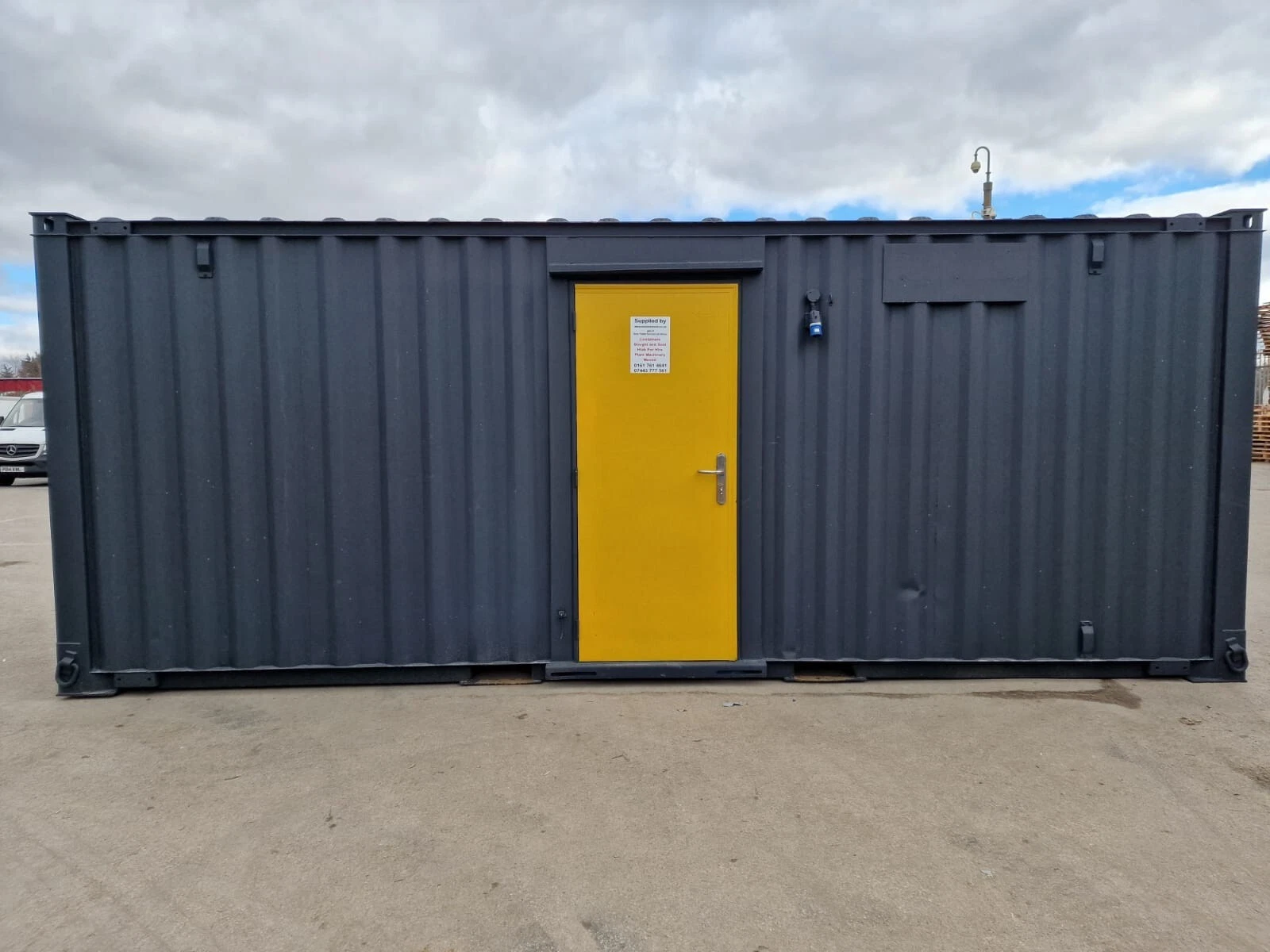 20FT X 8FT Anti Vandal Office Canteen 20FT X 8FT Anti Vandal Office Canteen