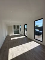 7.5 x 3m Office with Kitchenette and WC – Modular Shipping Container Workspace